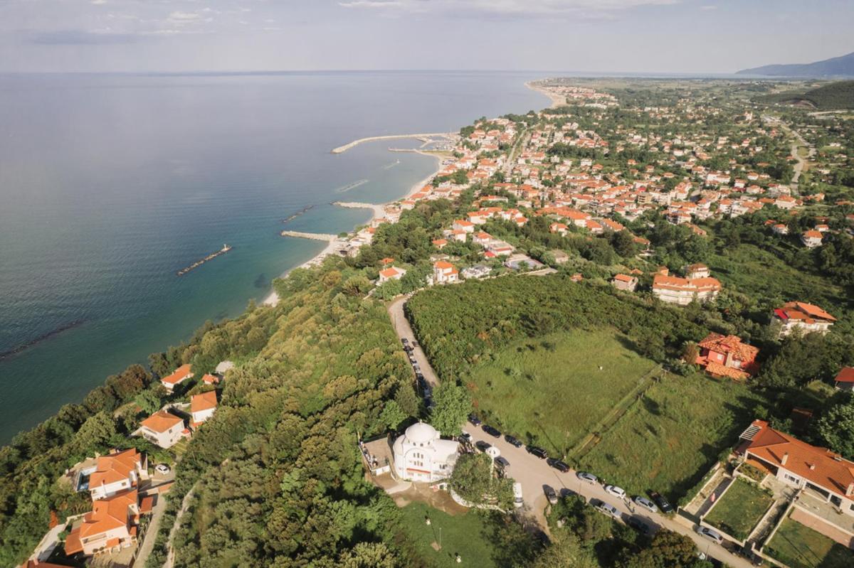 Manos Kritikakis Apartments Πλαταμώνας Εξωτερικό φωτογραφία