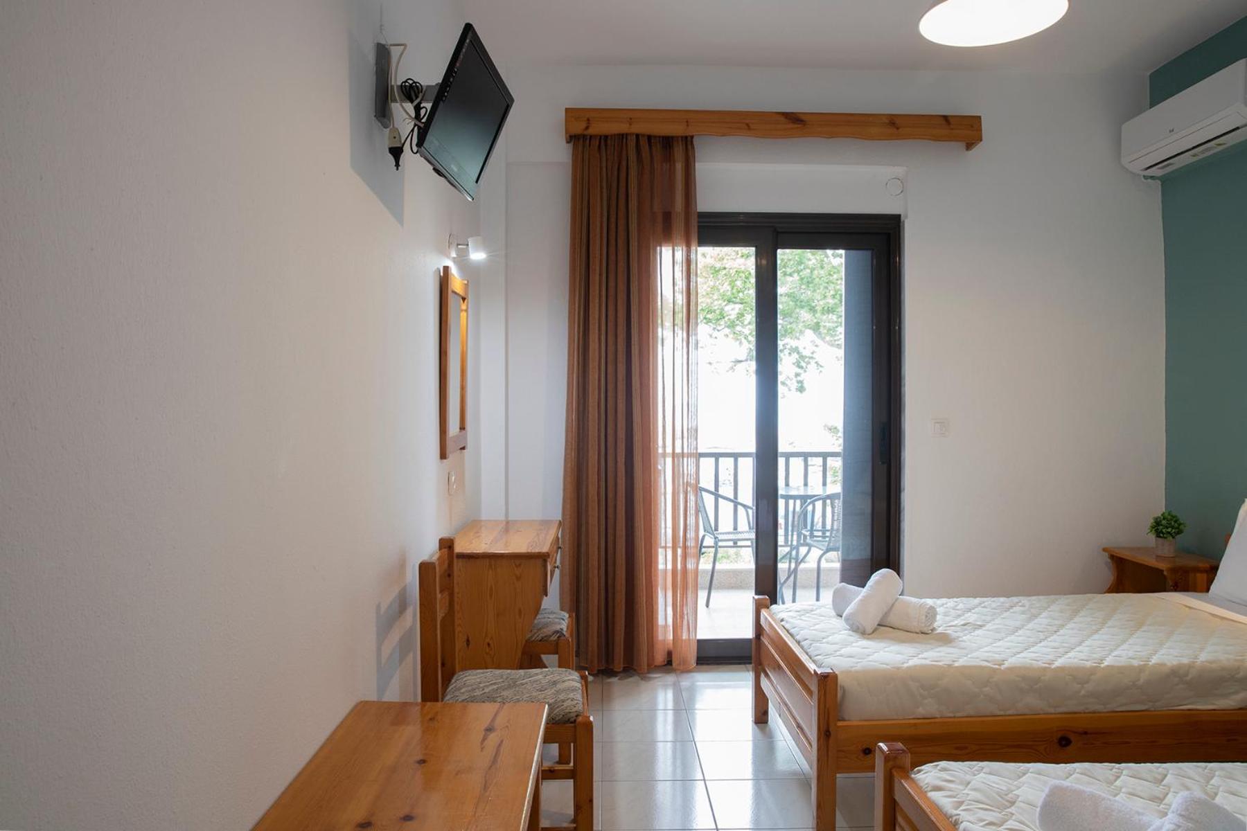 Manos Kritikakis Apartments Πλαταμώνας Εξωτερικό φωτογραφία