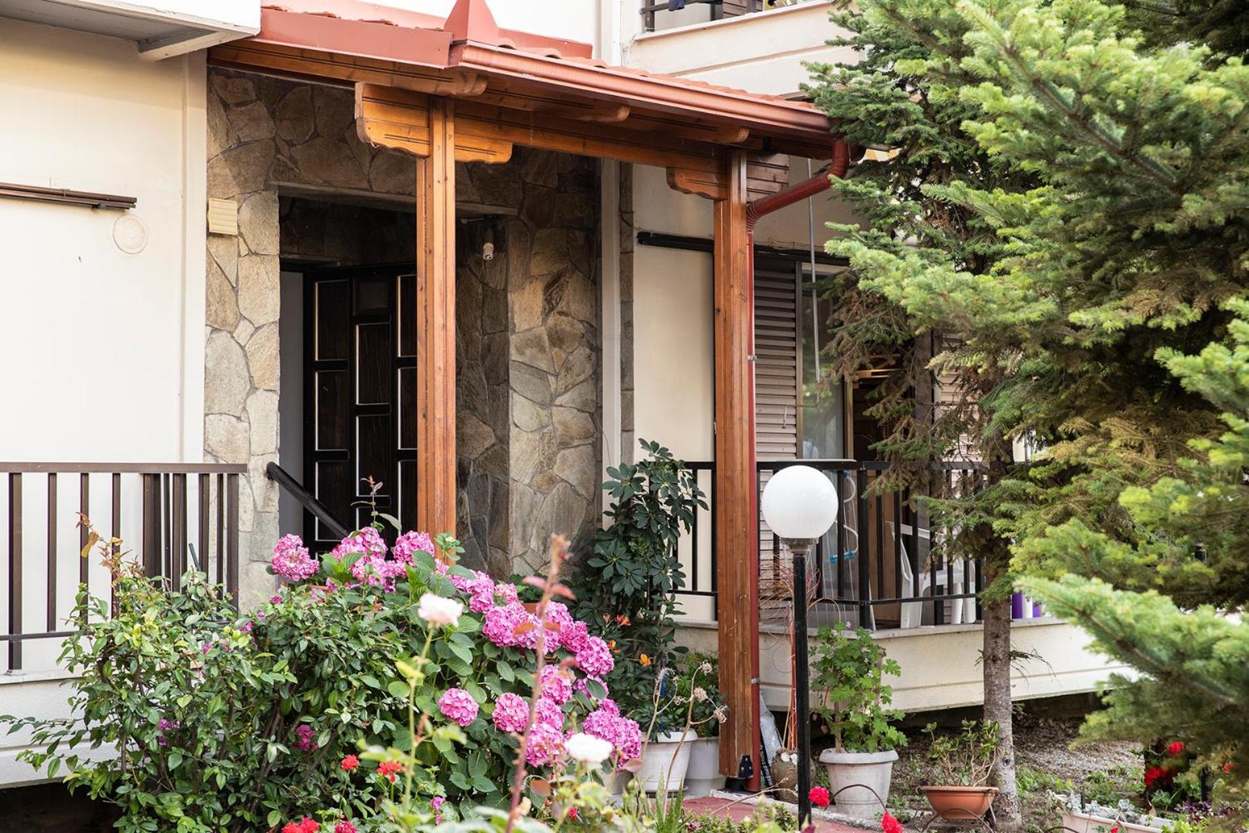Manos Kritikakis Apartments Πλαταμώνας Εξωτερικό φωτογραφία